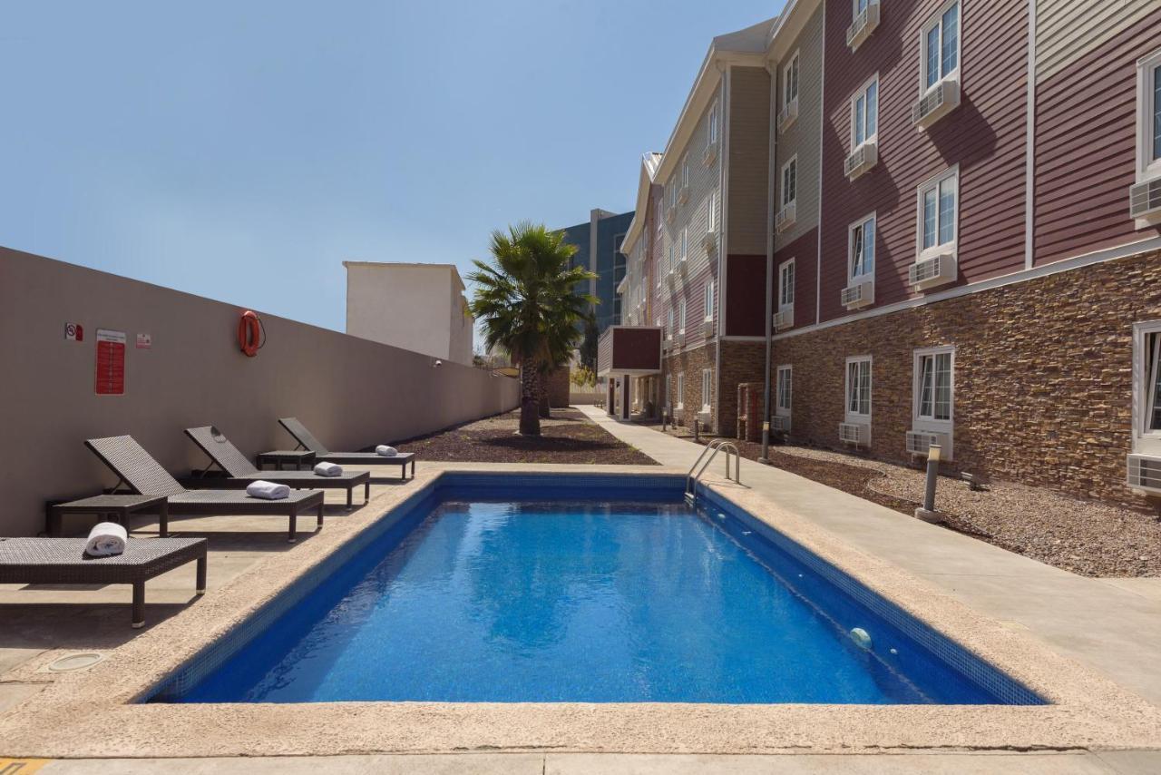 Extended Suites Mexicali Catavina Екстер'єр фото